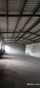 單層鋼結(jié)構(gòu)廠房，700平，有辦公室，租金便宜